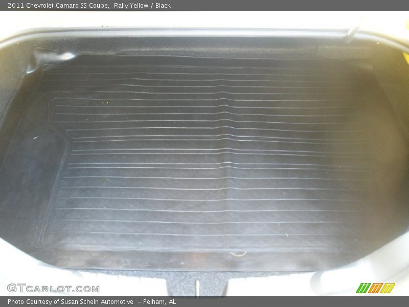  2011 Camaro SS Coupe Trunk