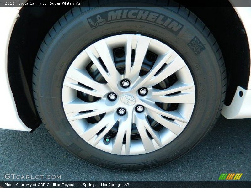 Super White / Ash 2012 Toyota Camry LE