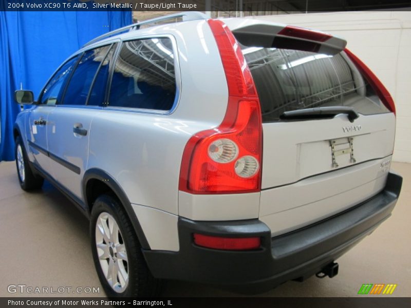 Silver Metallic / Taupe/Light Taupe 2004 Volvo XC90 T6 AWD