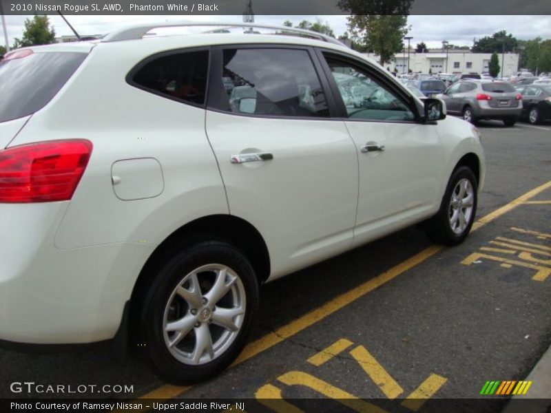 Phantom White / Black 2010 Nissan Rogue SL AWD