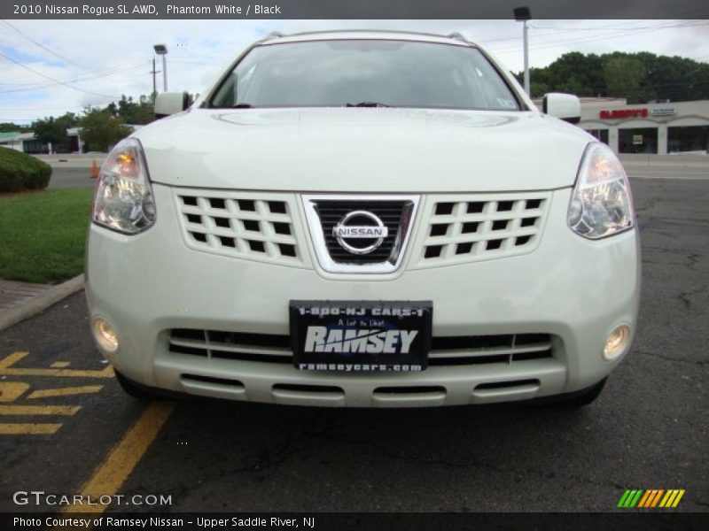 Phantom White / Black 2010 Nissan Rogue SL AWD