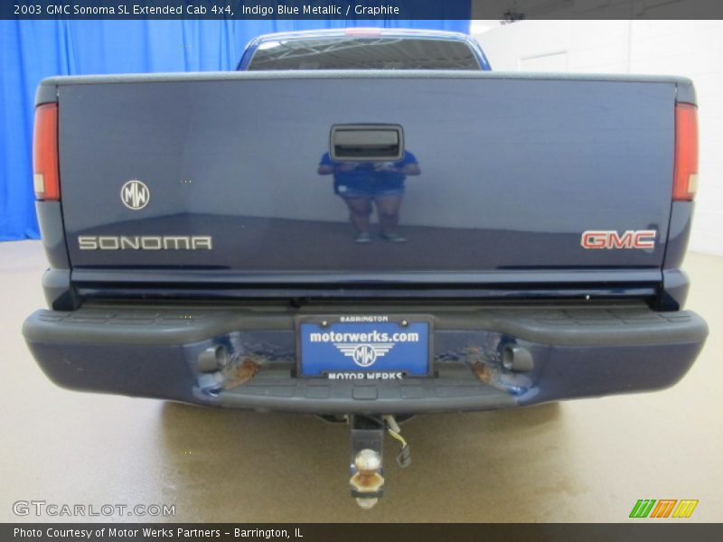 Indigo Blue Metallic / Graphite 2003 GMC Sonoma SL Extended Cab 4x4