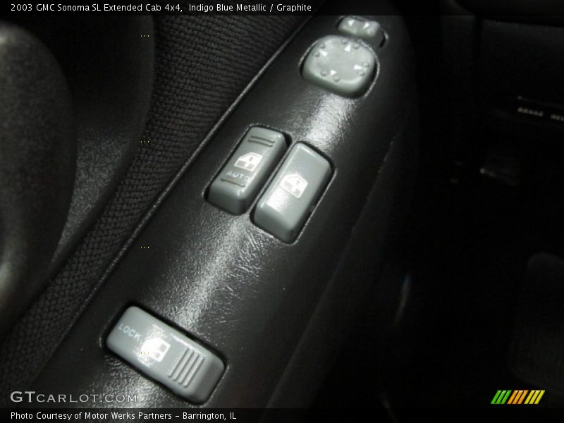 Controls of 2003 Sonoma SL Extended Cab 4x4