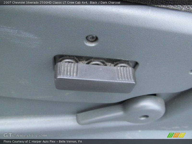Black / Dark Charcoal 2007 Chevrolet Silverado 2500HD Classic LT Crew Cab 4x4