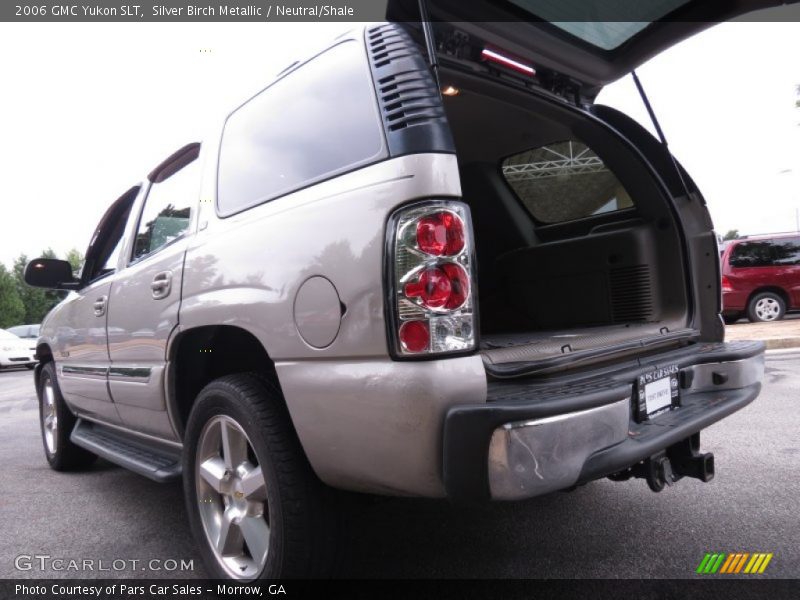 Silver Birch Metallic / Neutral/Shale 2006 GMC Yukon SLT