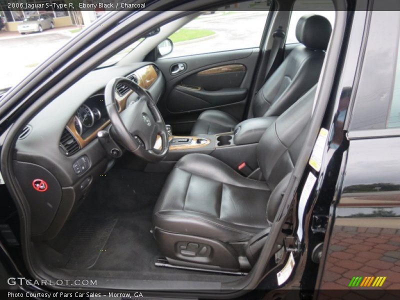 Front Seat of 2006 S-Type R