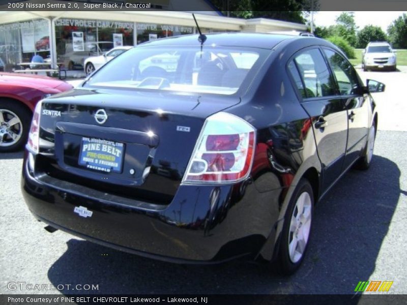 Super Black / Charcoal 2009 Nissan Sentra 2.0