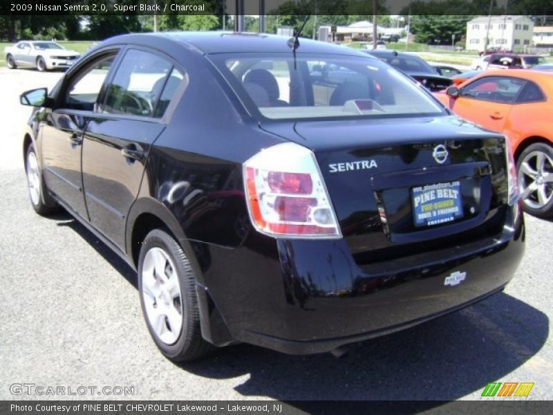 Super Black / Charcoal 2009 Nissan Sentra 2.0