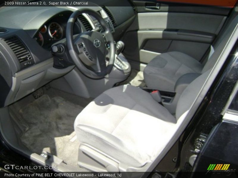 Super Black / Charcoal 2009 Nissan Sentra 2.0
