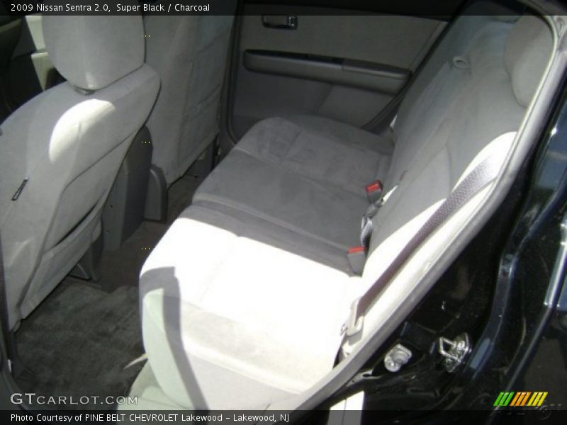 Super Black / Charcoal 2009 Nissan Sentra 2.0