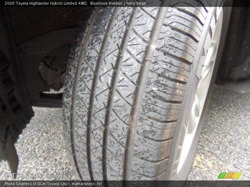Bluestone Metallic / Ivory Beige 2006 Toyota Highlander Hybrid Limited 4WD