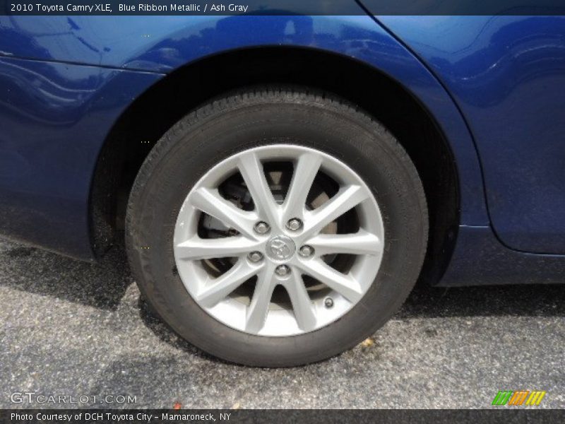 Blue Ribbon Metallic / Ash Gray 2010 Toyota Camry XLE