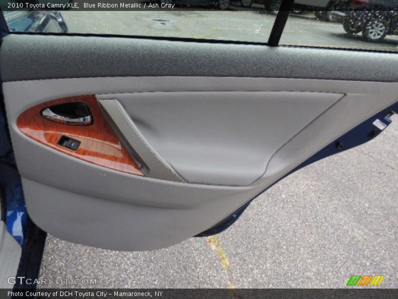 Blue Ribbon Metallic / Ash Gray 2010 Toyota Camry XLE