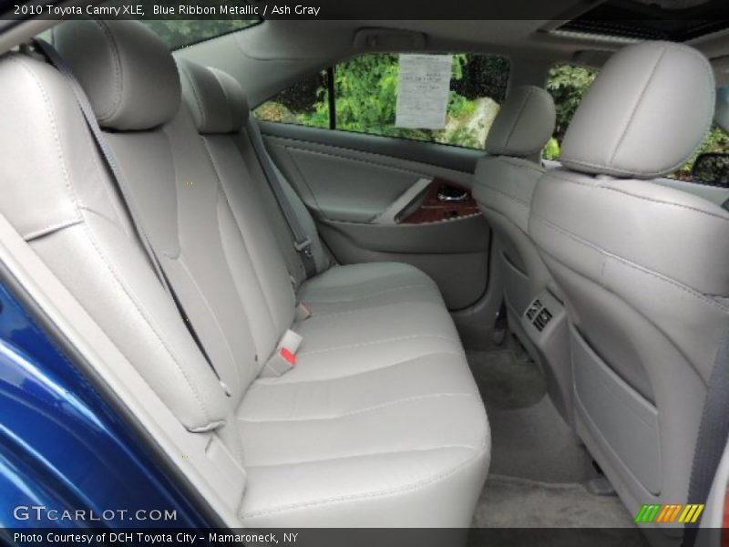 Blue Ribbon Metallic / Ash Gray 2010 Toyota Camry XLE