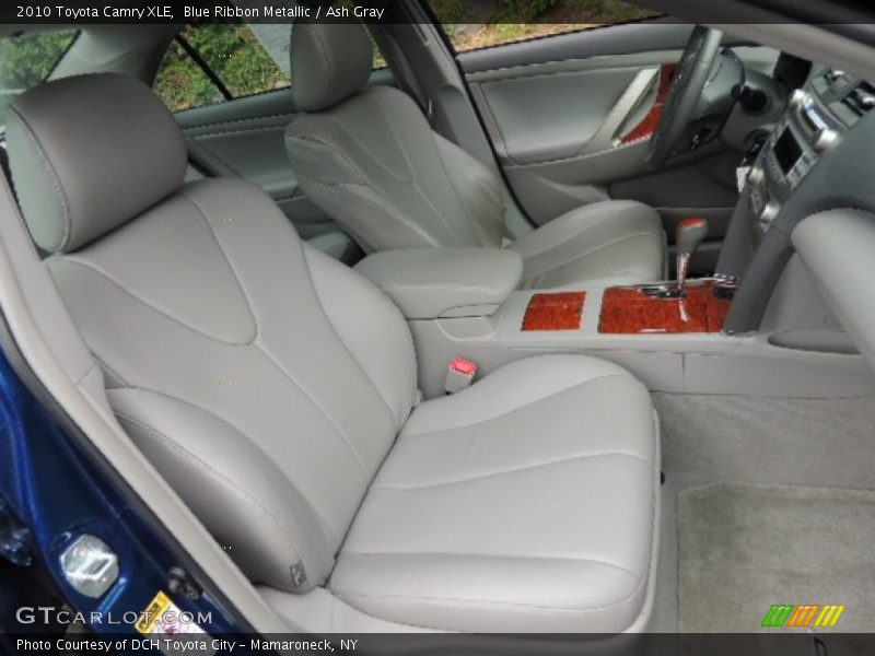 Blue Ribbon Metallic / Ash Gray 2010 Toyota Camry XLE