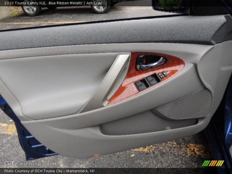 Blue Ribbon Metallic / Ash Gray 2010 Toyota Camry XLE