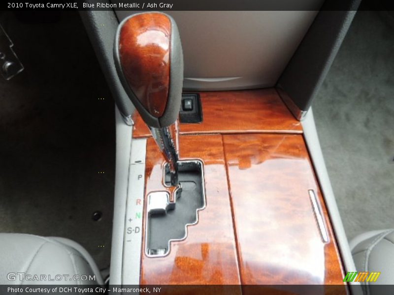 Blue Ribbon Metallic / Ash Gray 2010 Toyota Camry XLE