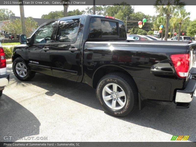Galaxy Black / Charcoal 2011 Nissan Titan SV Crew Cab