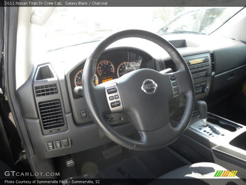 Galaxy Black / Charcoal 2011 Nissan Titan SV Crew Cab