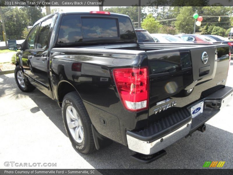 Galaxy Black / Charcoal 2011 Nissan Titan SV Crew Cab