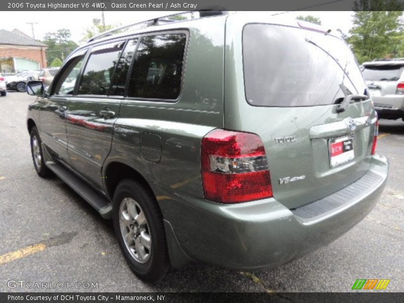 Oasis Green Pearl / Ash Gray 2006 Toyota Highlander V6 4WD