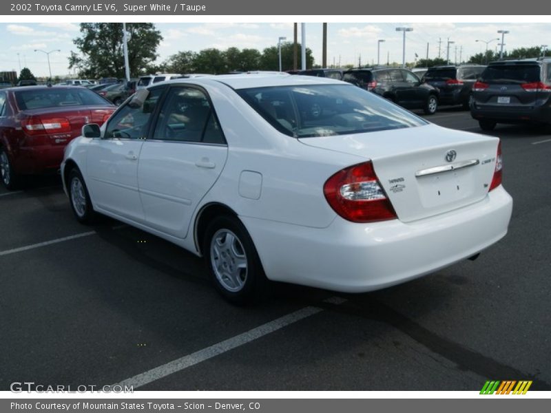 Super White / Taupe 2002 Toyota Camry LE V6