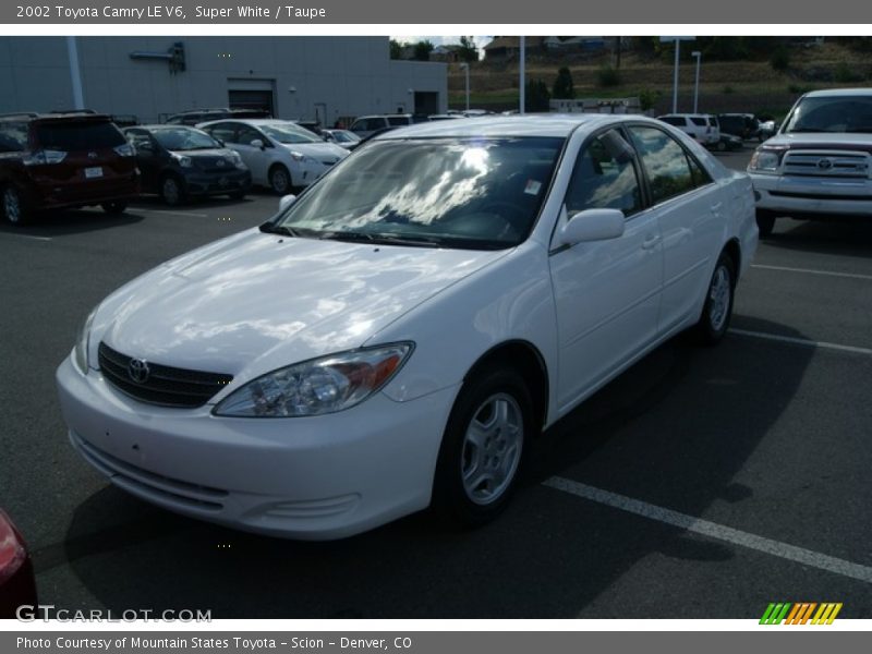 Super White / Taupe 2002 Toyota Camry LE V6