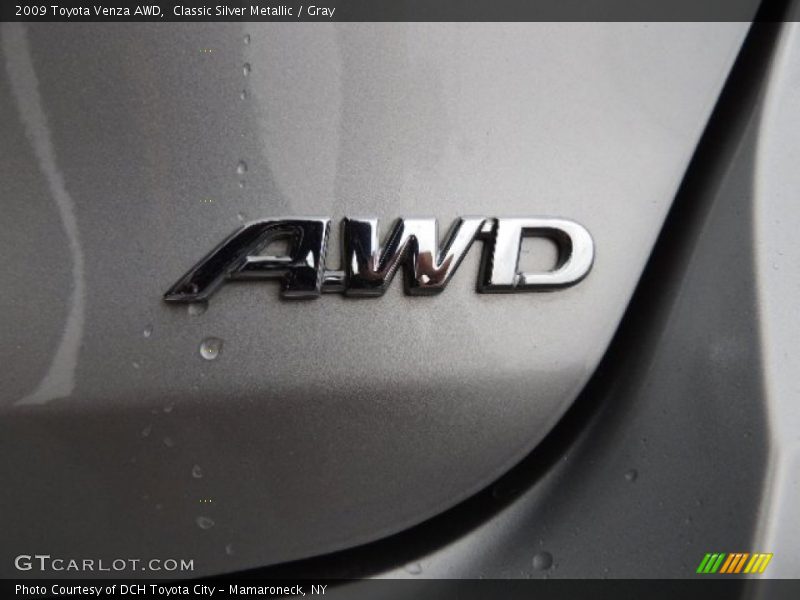 Classic Silver Metallic / Gray 2009 Toyota Venza AWD