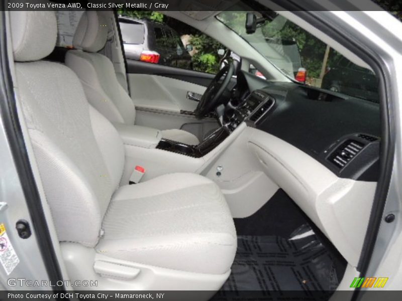Classic Silver Metallic / Gray 2009 Toyota Venza AWD