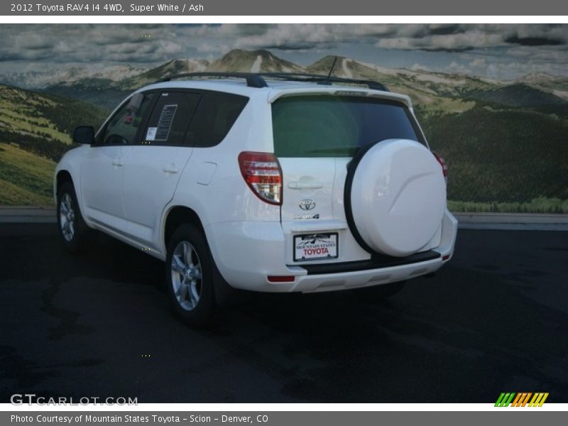 Super White / Ash 2012 Toyota RAV4 I4 4WD