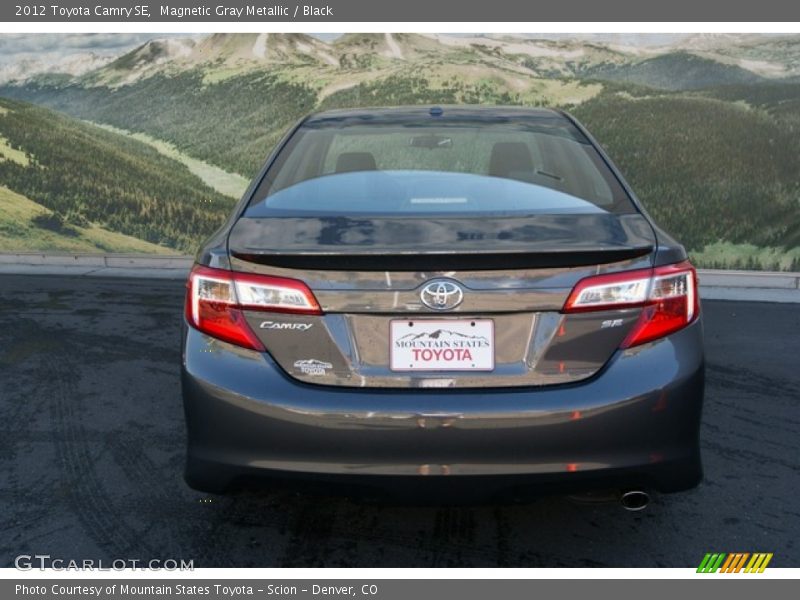 Magnetic Gray Metallic / Black 2012 Toyota Camry SE