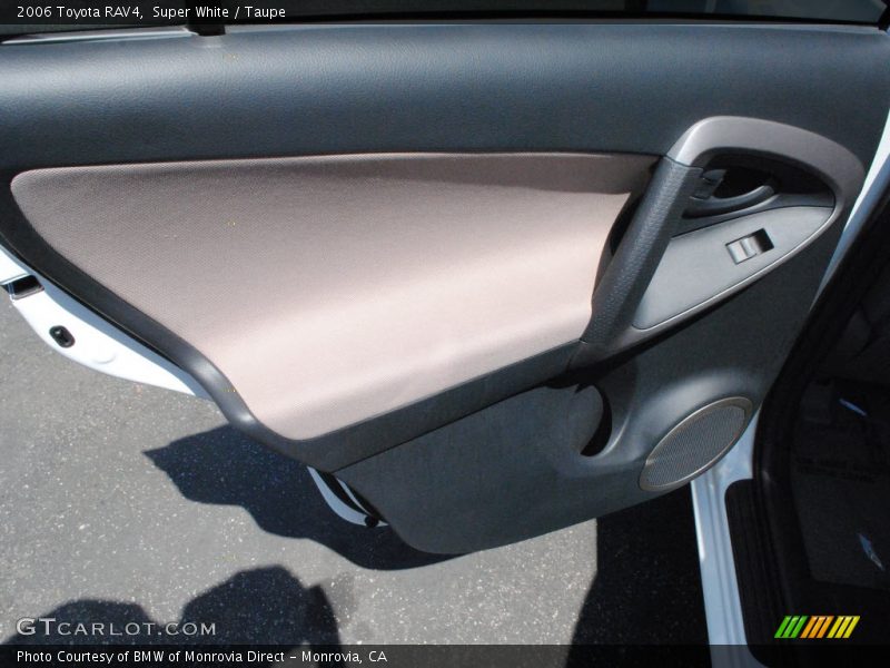 Super White / Taupe 2006 Toyota RAV4