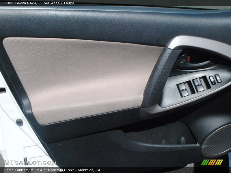 Super White / Taupe 2006 Toyota RAV4