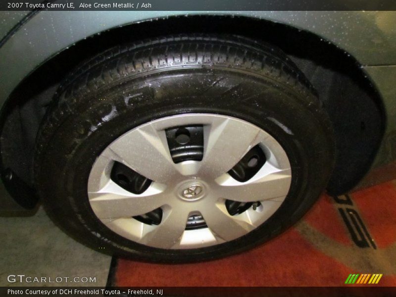 Aloe Green Metallic / Ash 2007 Toyota Camry LE