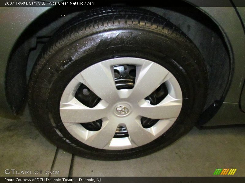 Aloe Green Metallic / Ash 2007 Toyota Camry LE