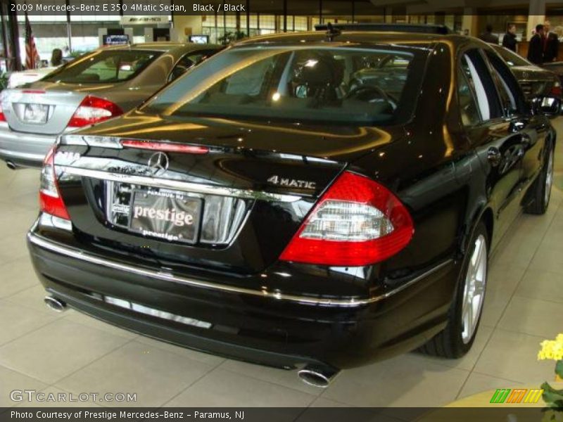 Black / Black 2009 Mercedes-Benz E 350 4Matic Sedan