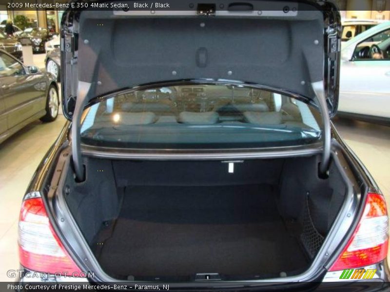 Black / Black 2009 Mercedes-Benz E 350 4Matic Sedan
