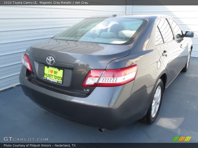 Magnetic Gray Metallic / Ash Gray 2010 Toyota Camry LE