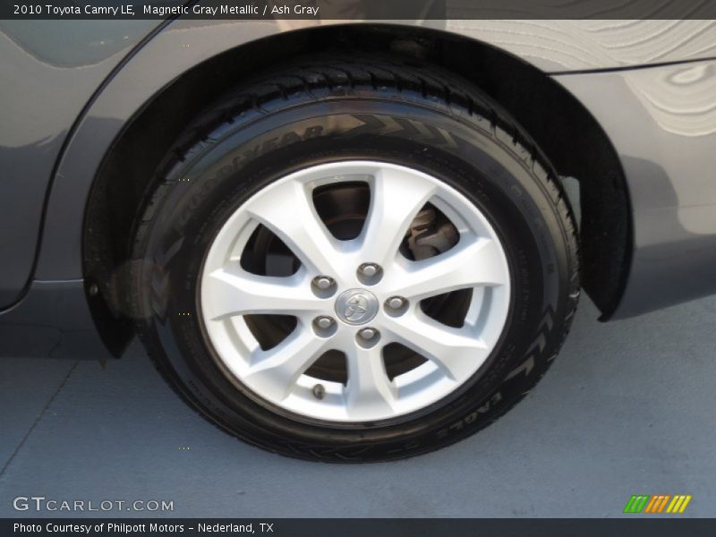 Magnetic Gray Metallic / Ash Gray 2010 Toyota Camry LE