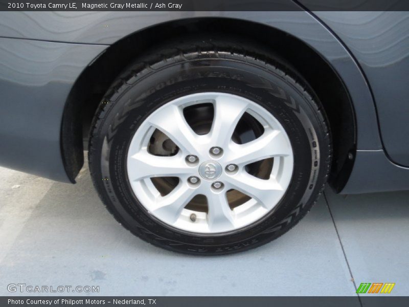Magnetic Gray Metallic / Ash Gray 2010 Toyota Camry LE