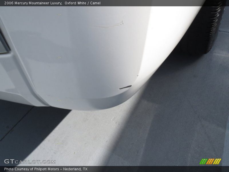 Oxford White / Camel 2006 Mercury Mountaineer Luxury