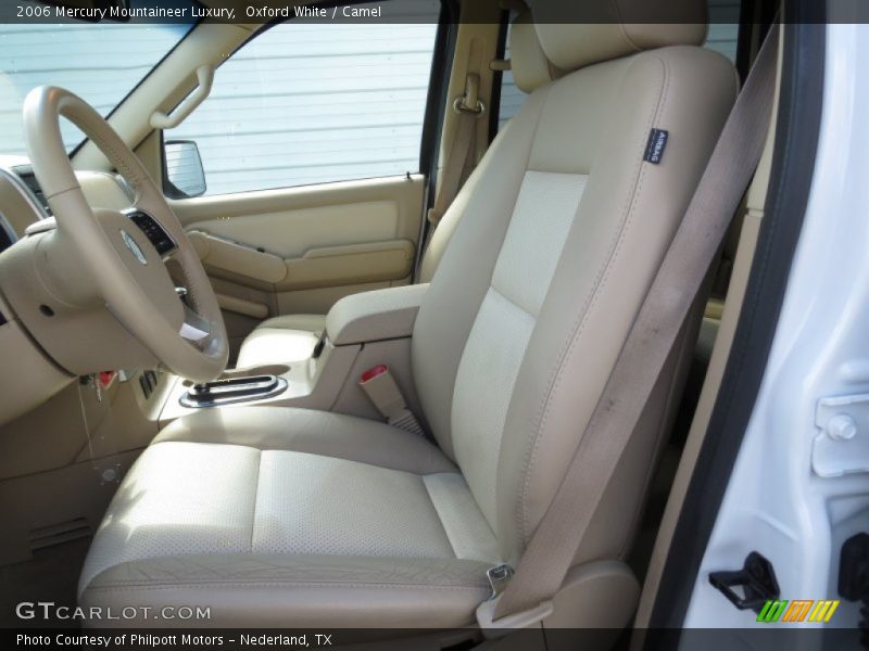 Oxford White / Camel 2006 Mercury Mountaineer Luxury