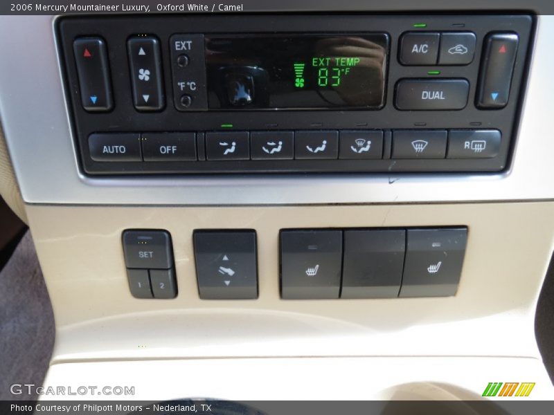 Oxford White / Camel 2006 Mercury Mountaineer Luxury