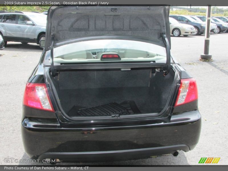 Obsidian Black Pearl / Ivory 2009 Subaru Impreza 2.5i Sedan