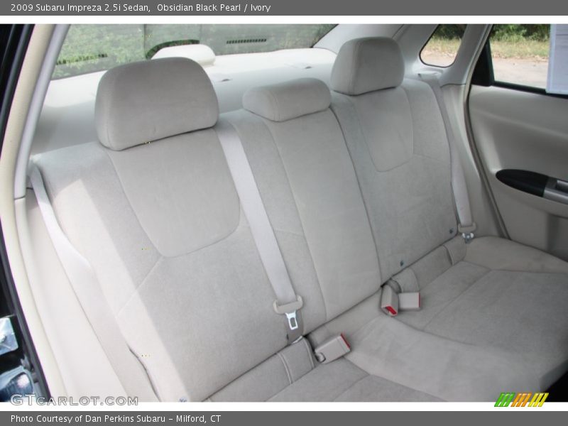 Obsidian Black Pearl / Ivory 2009 Subaru Impreza 2.5i Sedan