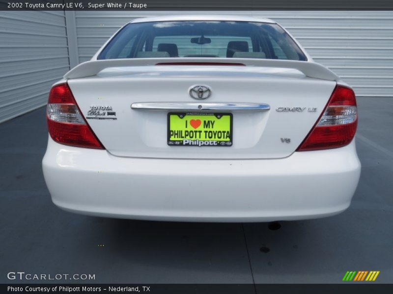Super White / Taupe 2002 Toyota Camry LE V6