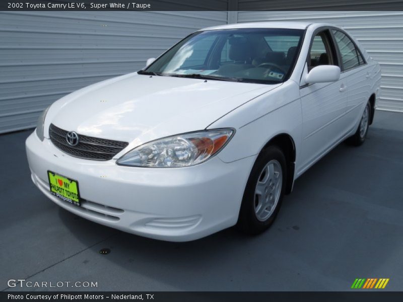 Super White / Taupe 2002 Toyota Camry LE V6