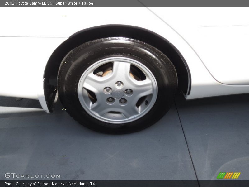 Super White / Taupe 2002 Toyota Camry LE V6