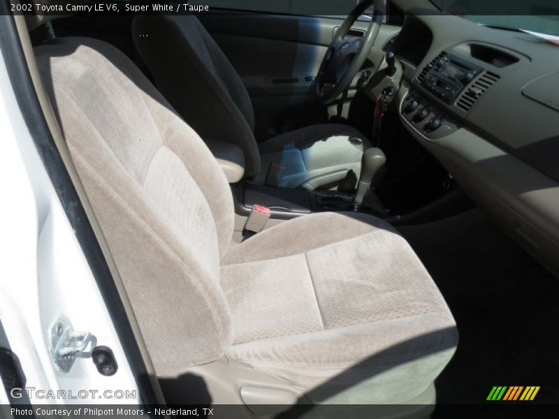 Super White / Taupe 2002 Toyota Camry LE V6