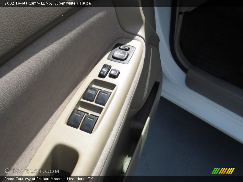Super White / Taupe 2002 Toyota Camry LE V6